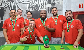 America Campeão do Torneio Início de Bola 12 Toques de Futmesa de 2026